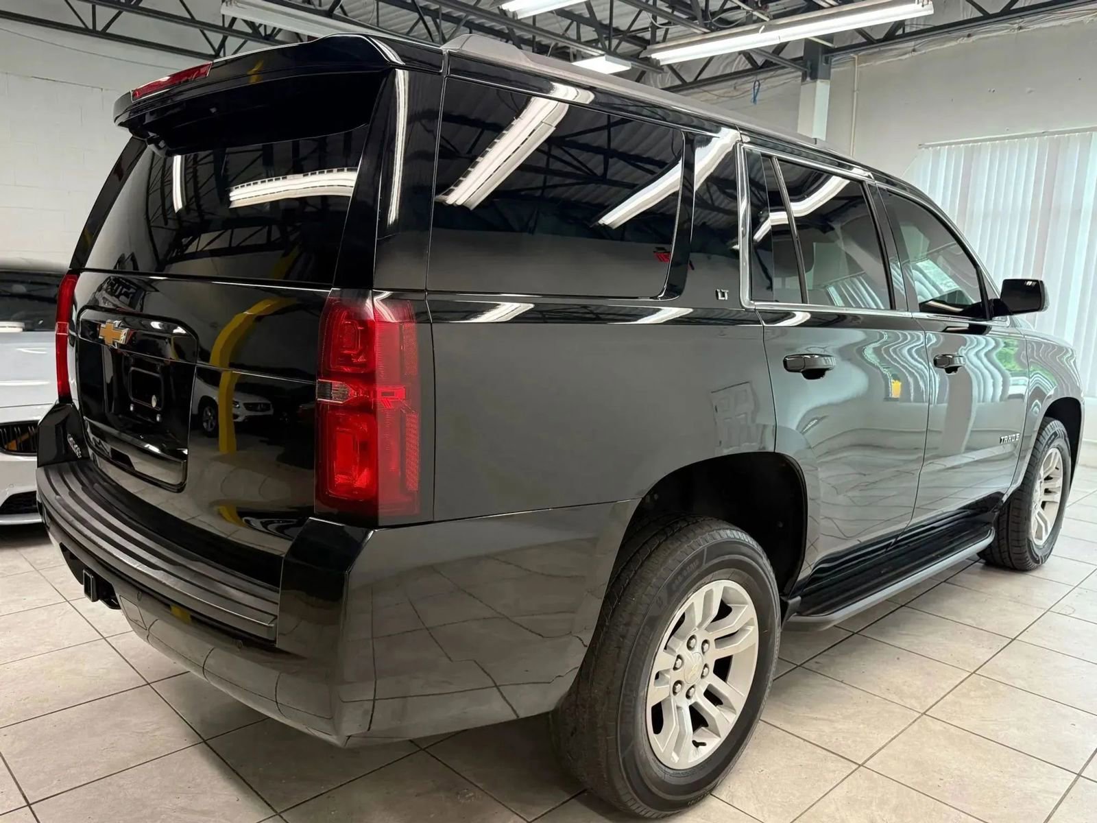 Used 2019 Chevrolet Tahoe LT image 8