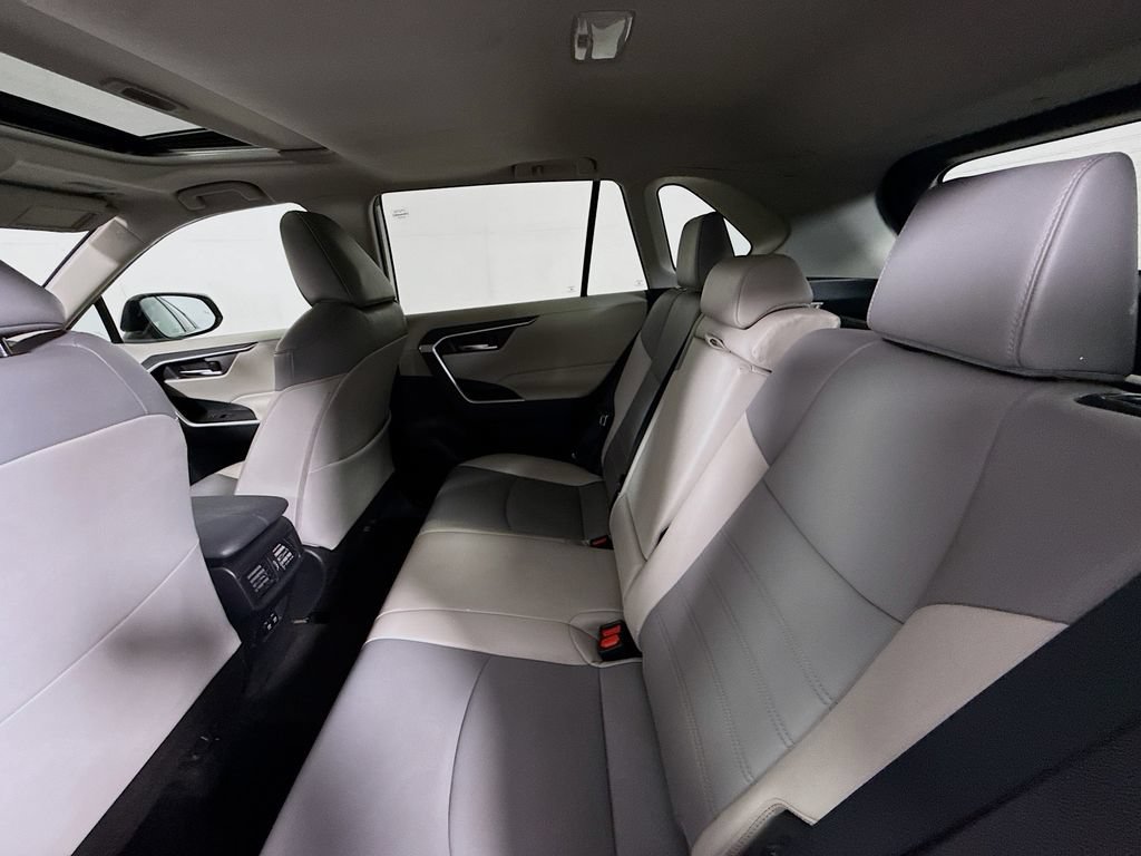 Certified 2020 Toyota RAV4 XLE Premium FWD image 23