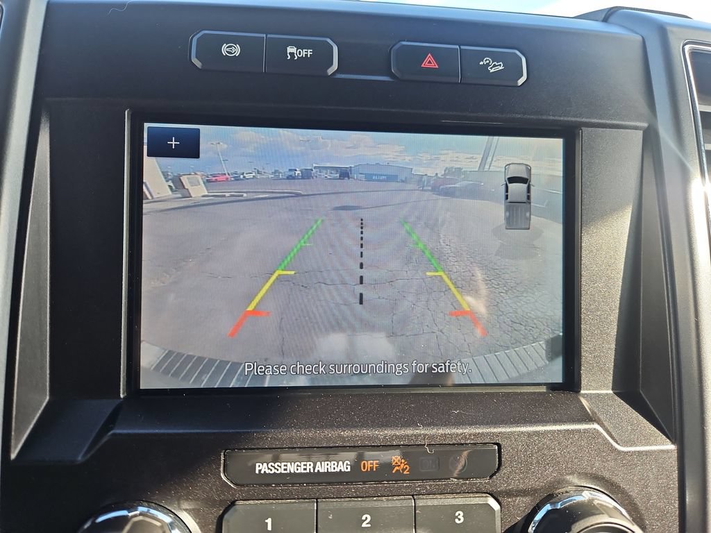 Used 2022 Ford F350 XLT w/ XLT Premium Package AWD/4WD image 17