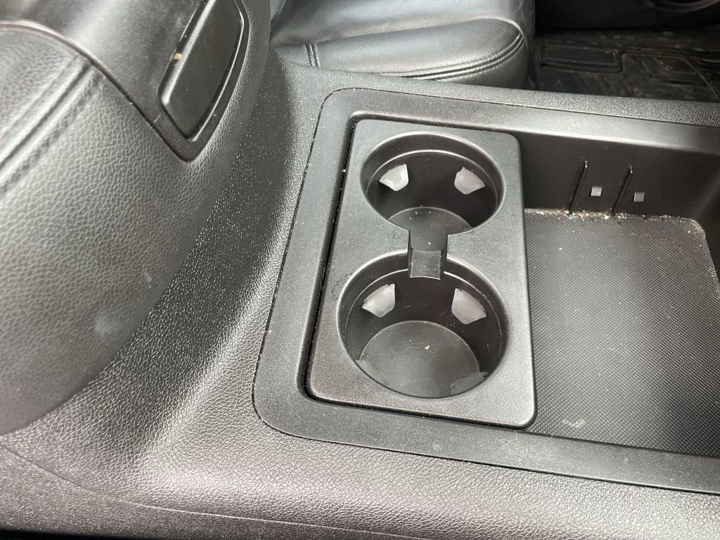 Used 2013 Chevrolet Tahoe LT AWD/4WD image 30