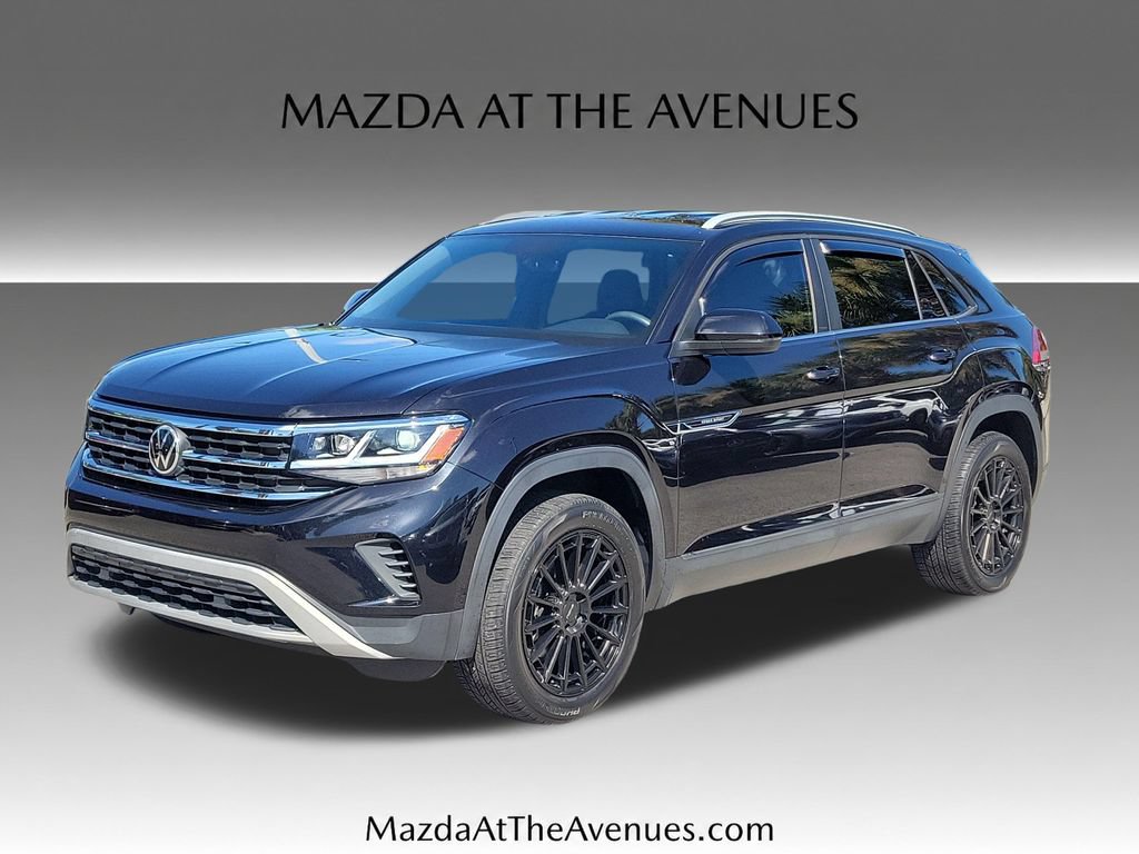 Used 2022 Volkswagen Atlas Cross Sport SE FWD image 1