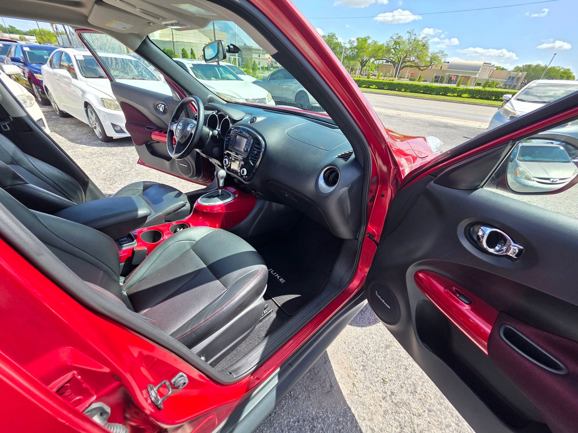 Used 2013 Nissan Juke SL image 20