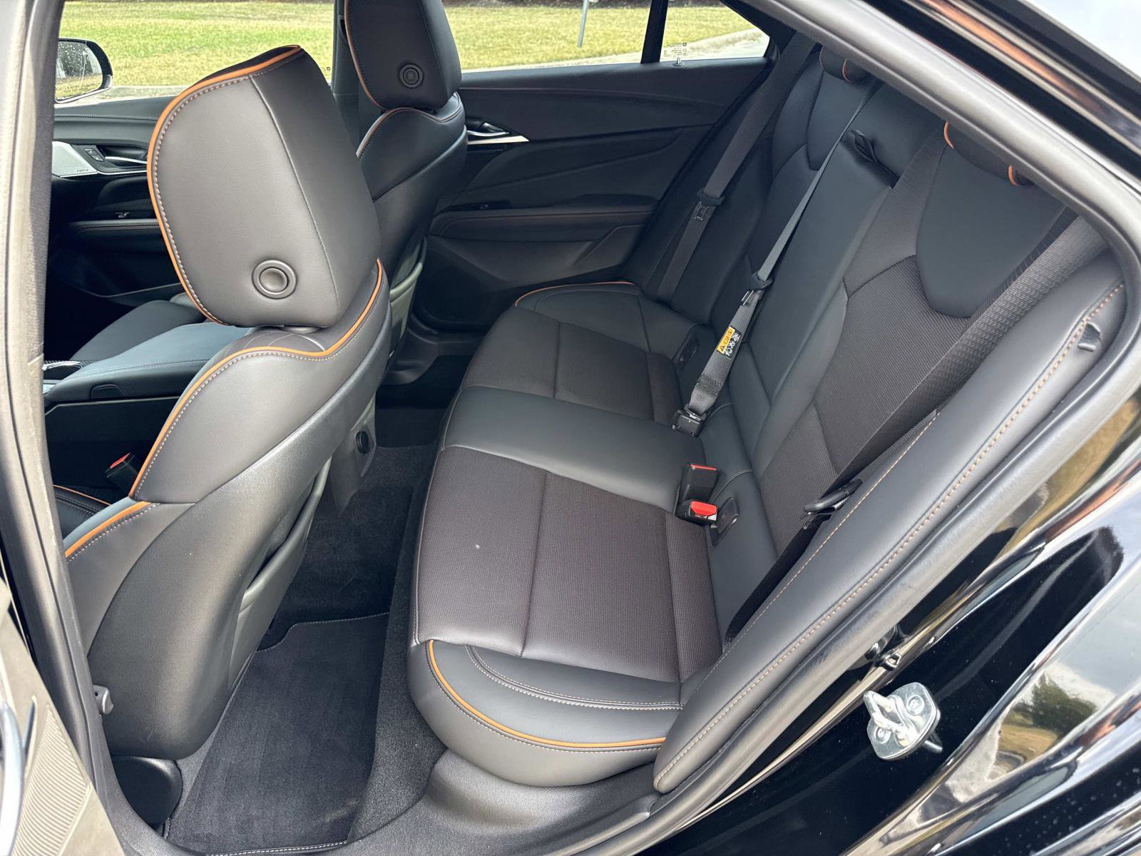 Used 2025 Cadillac CT4 V w/ LPO, ONYX Package image 13