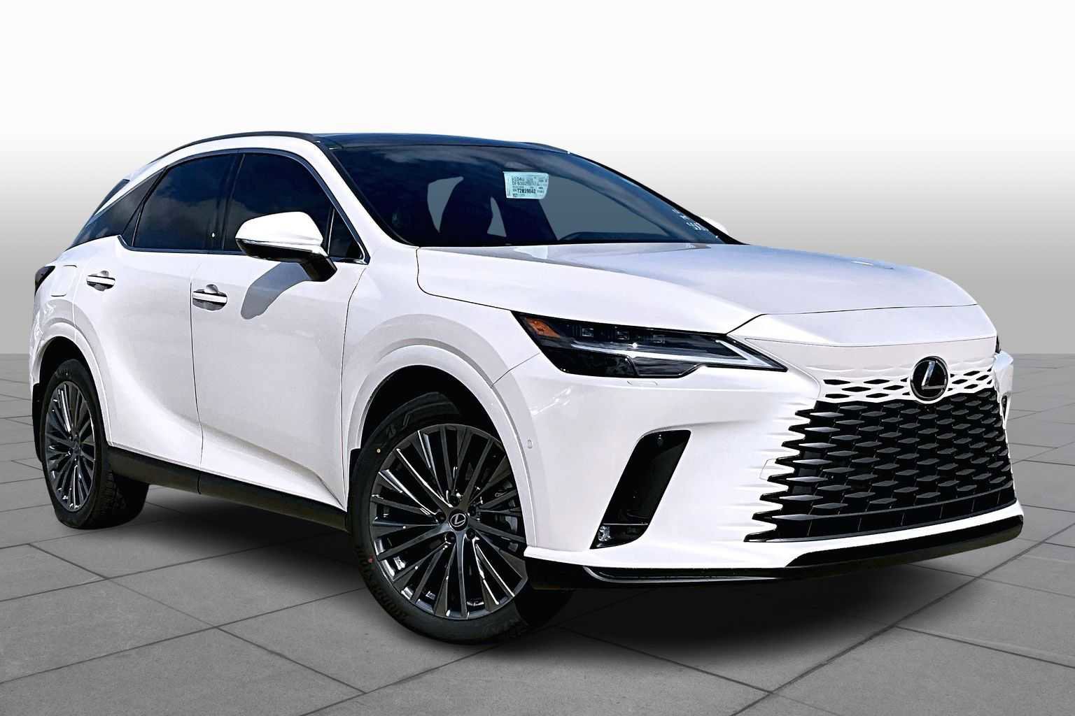 Used 2026 Lexus RX 450h Luxury w/ Convenience Package image 2