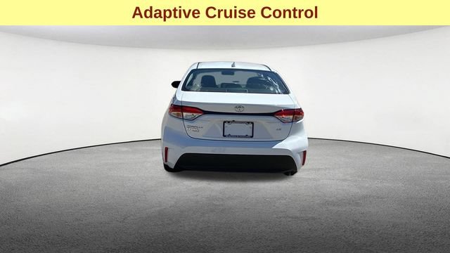 Used 2025 Toyota Corolla LE FWD image 10