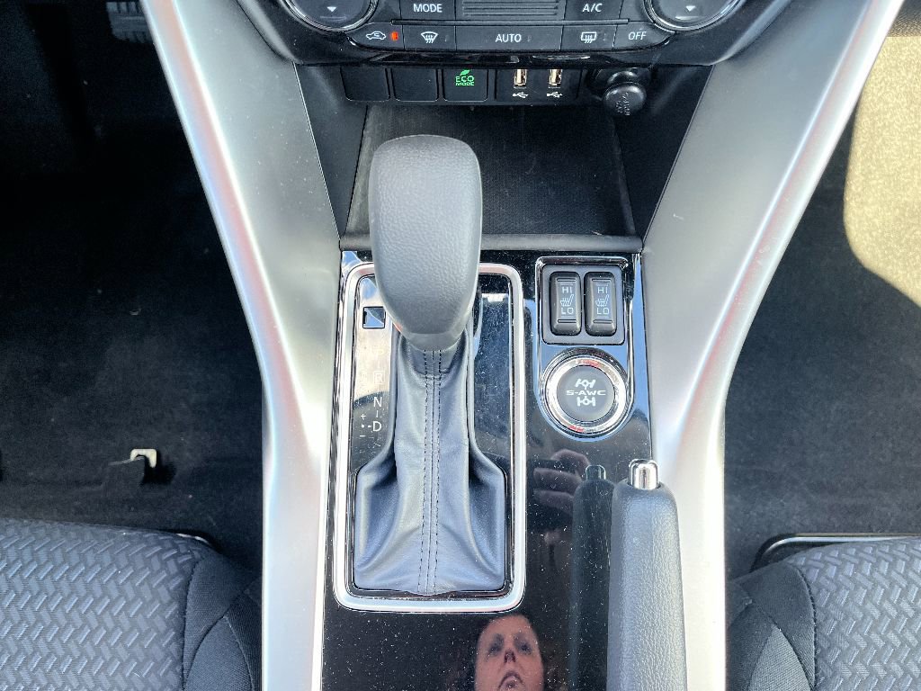 Used 2024 Mitsubishi Eclipse Cross LE image 18