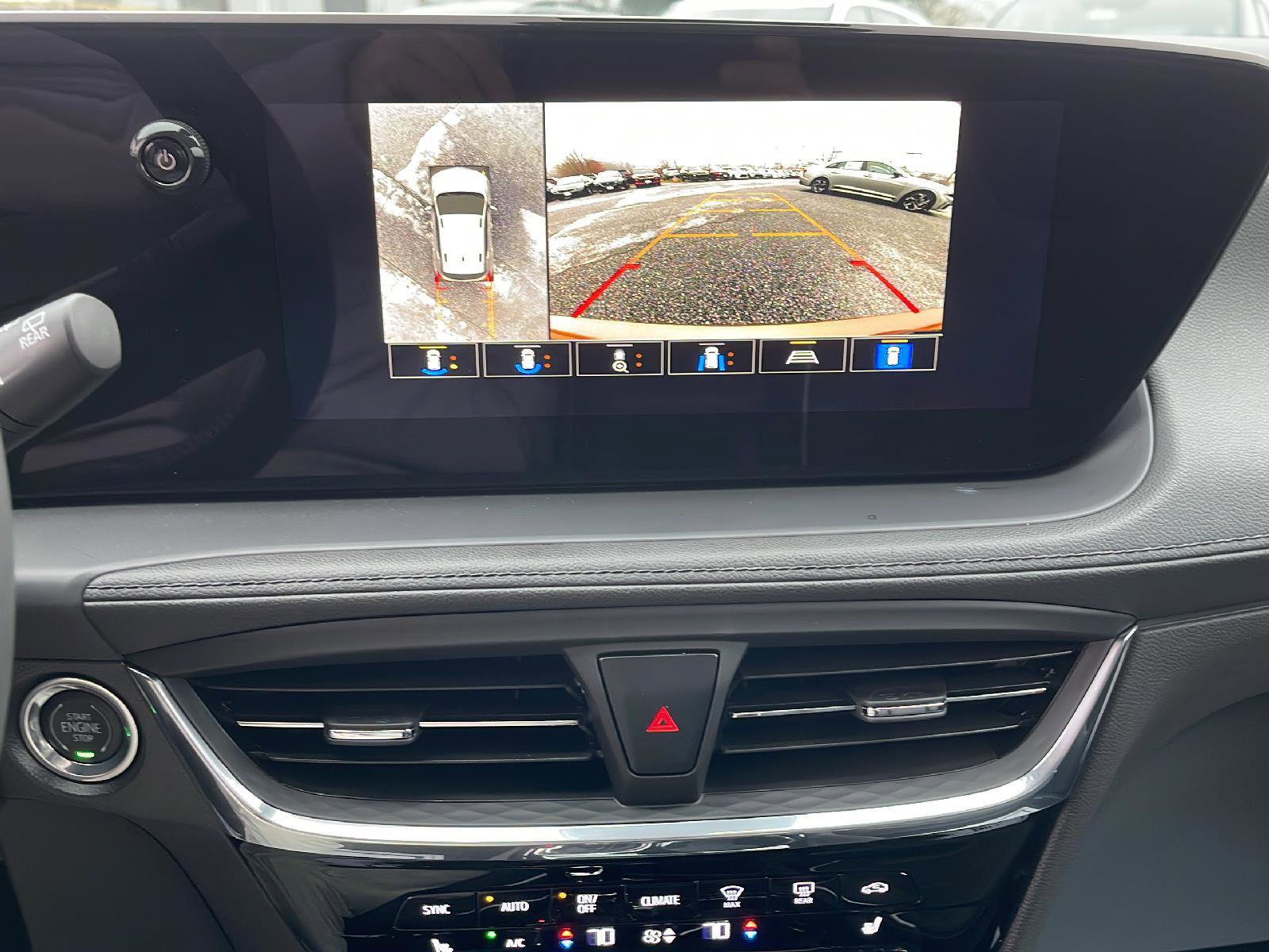 Used 2025 Buick Encore GX Avenir w/ Avenir Technology Package image 13