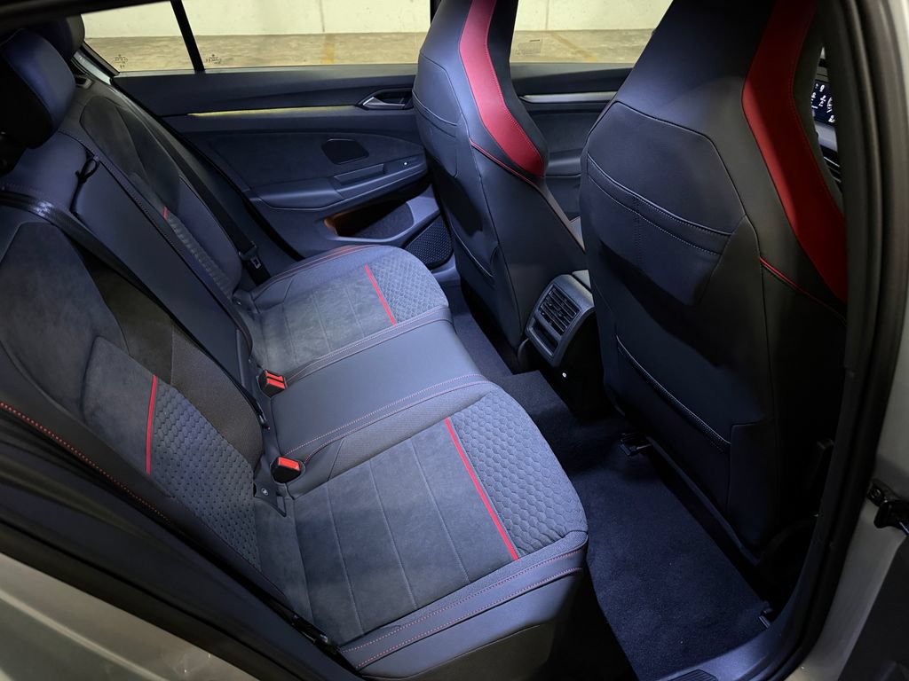 New 2026 Volkswagen GTI SE FWD image 25