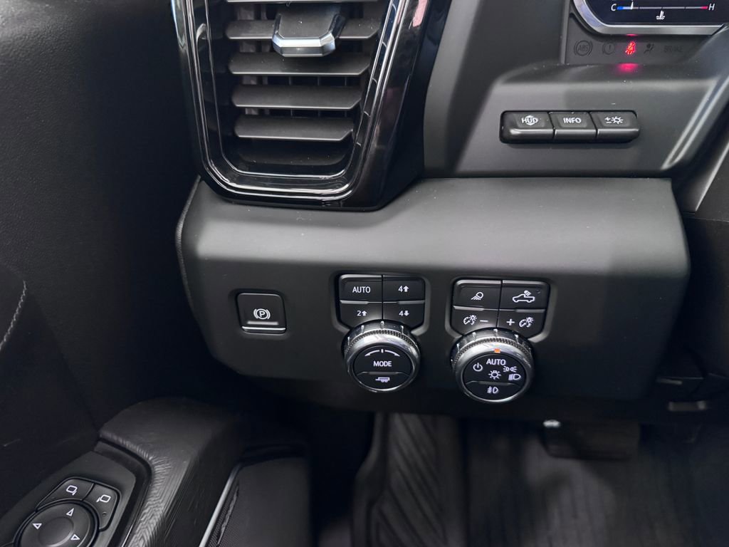 Certified 2024 GMC Sierra 2500 AT4X w/ AT4X AEV Edition AWD/4WD image 24