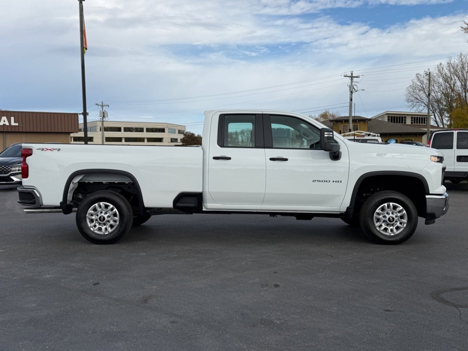 Used 2025 Chevrolet Silverado 2500 W/T w/ WT/CX Safety Package image 9