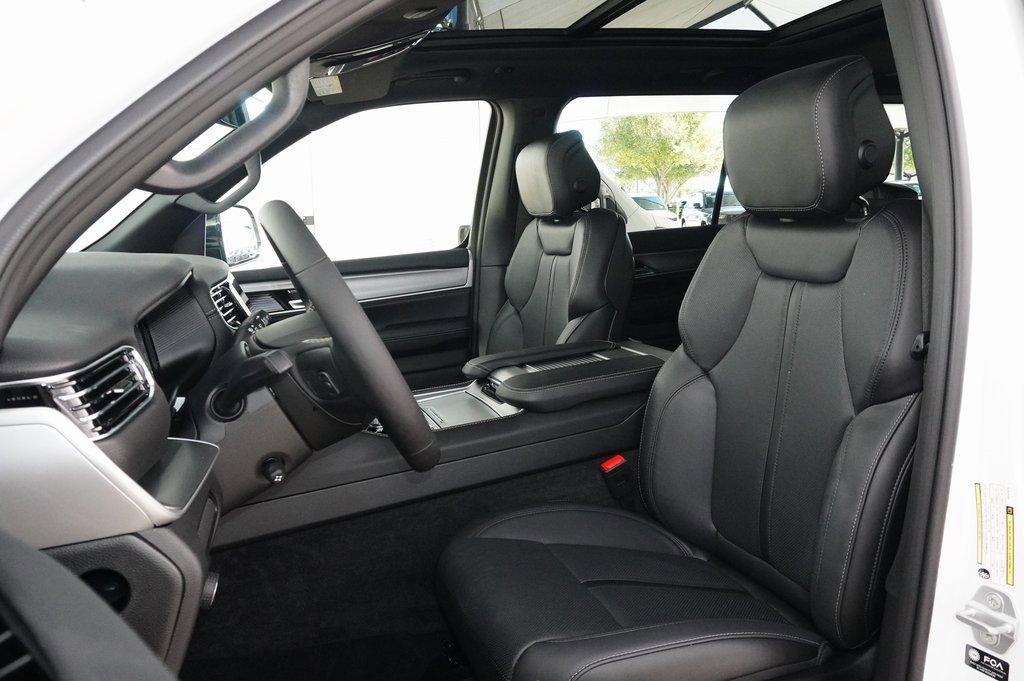 New 2025 Jeep Wagoneer Series II w/ Premium Group I image 11