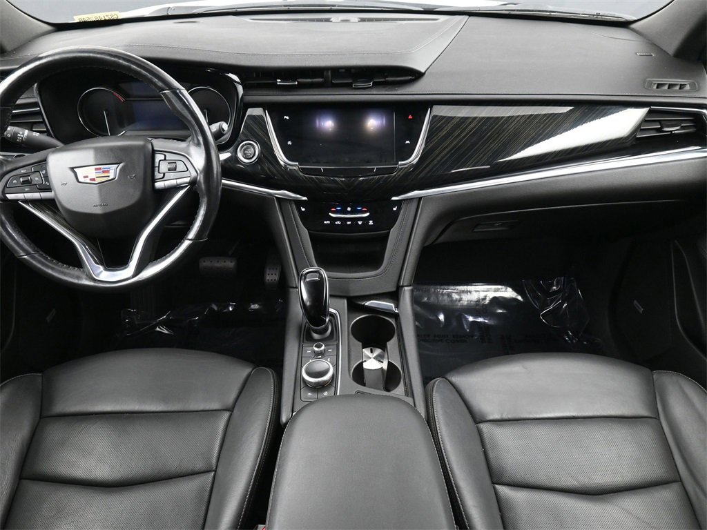 Used 2020 Cadillac XT6 Premium Luxury image 4