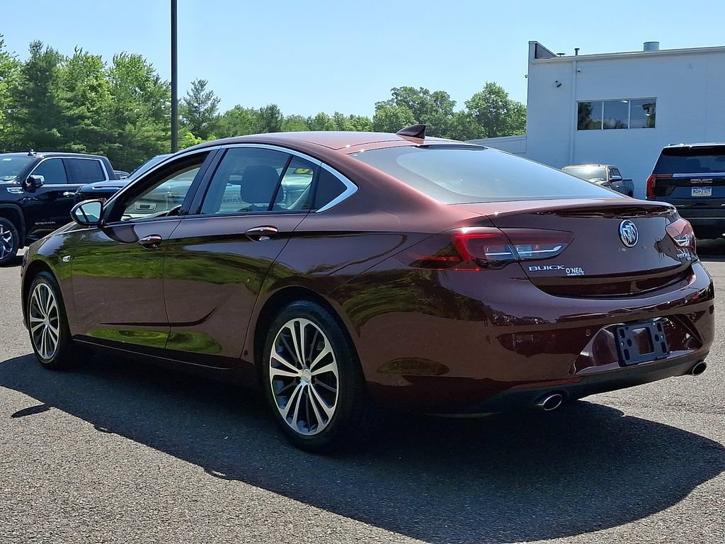 Certified 2018 Buick Regal Essence w/ Driver Confidence Package #1 AWD/4WD image 4