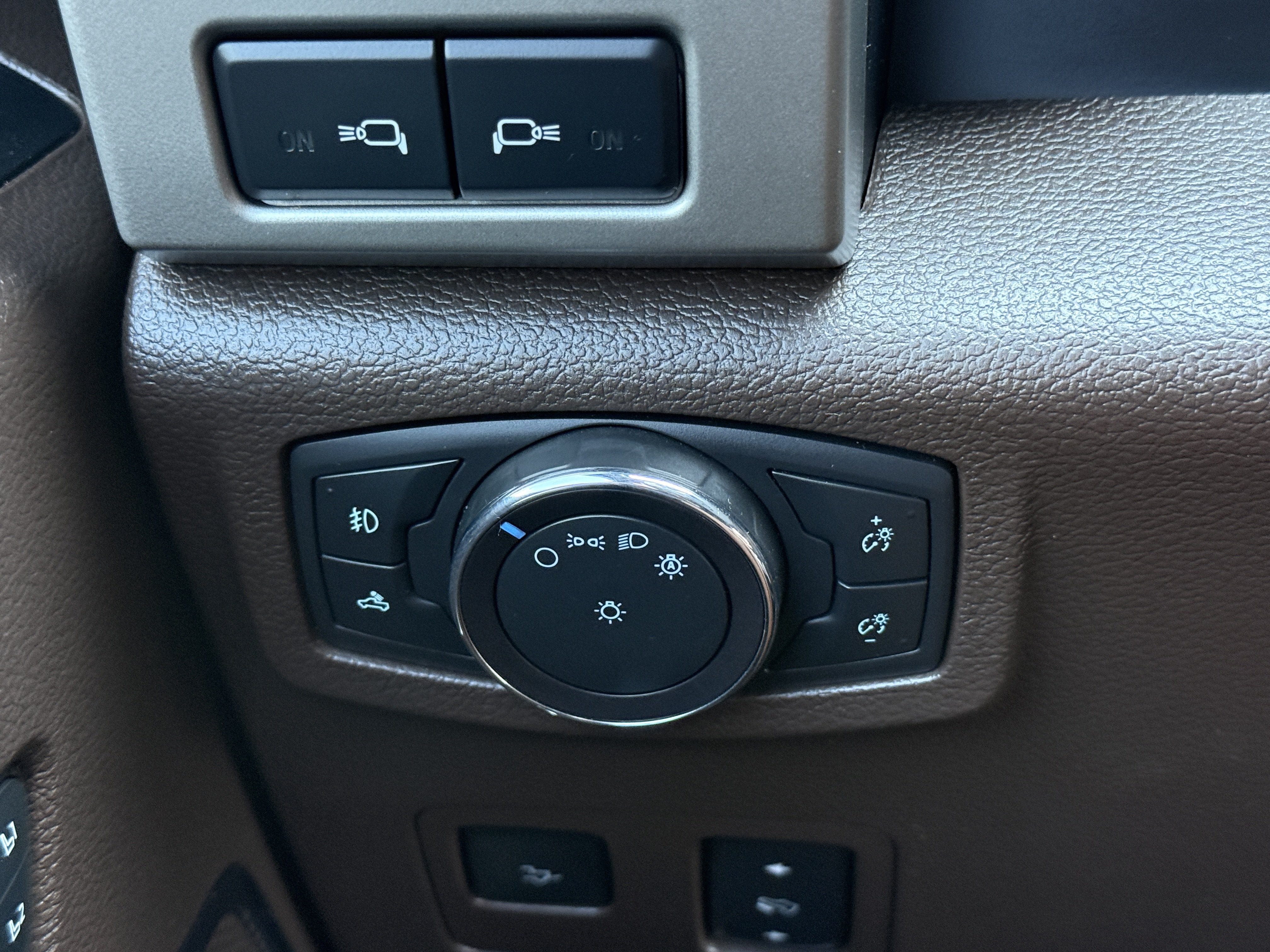 Used 2020 Ford F250 King Ranch w/ Tremor Off-Road Package AWD/4WD image 22
