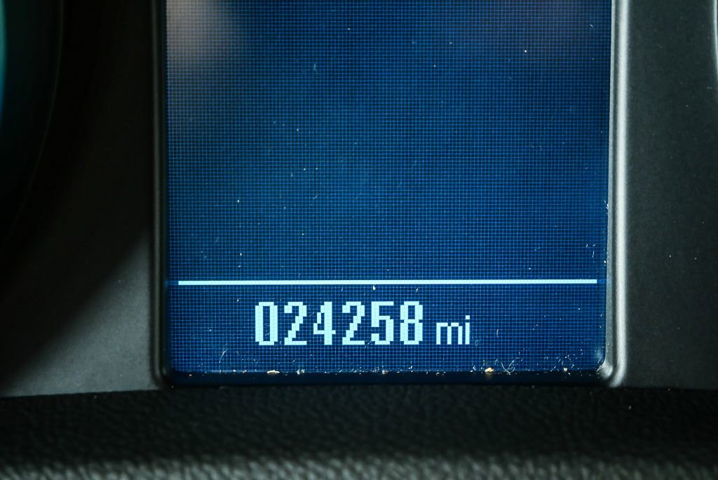 Used 2016 Buick Encore Sport Touring image 9