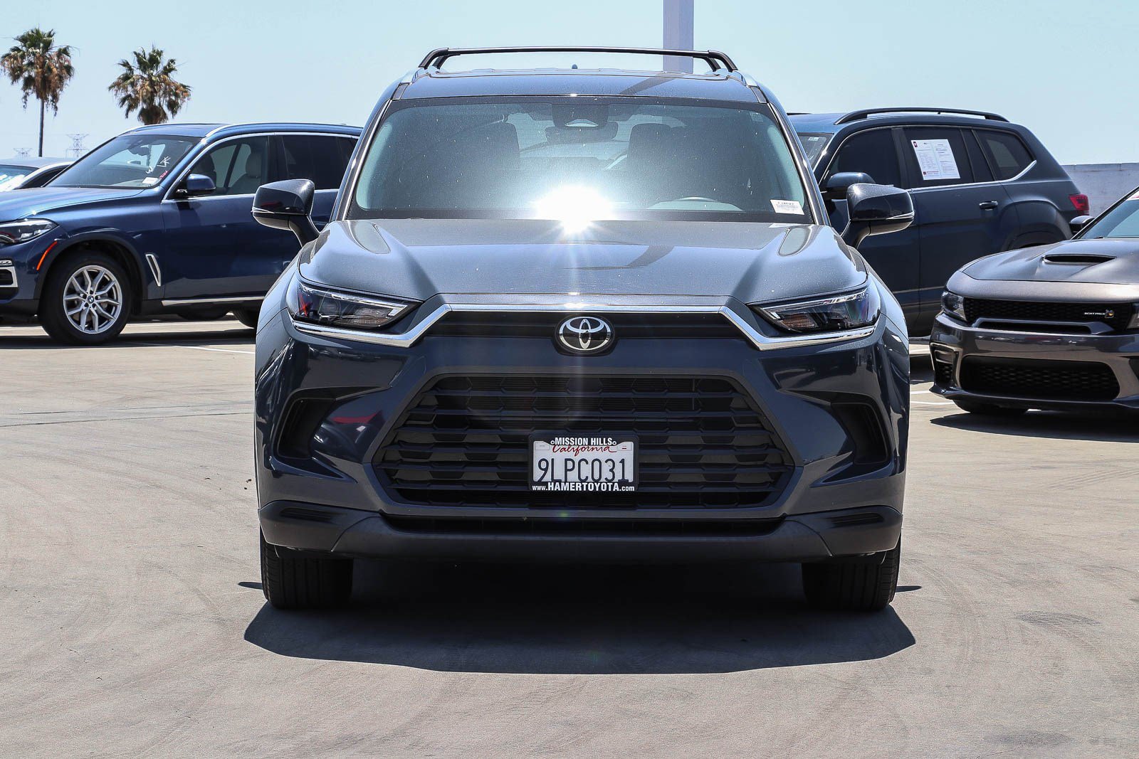 Used 2024 Toyota Grand Highlander XLE FWD image 2
