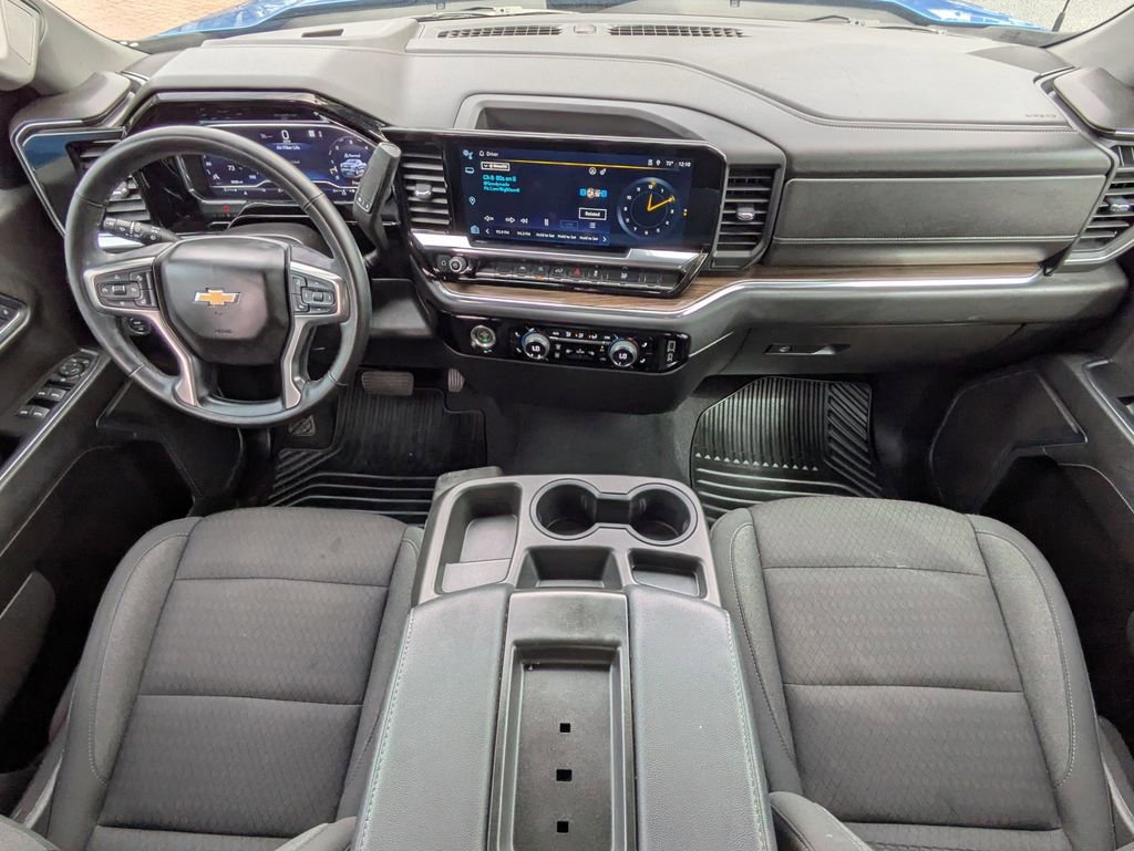 Used 2023 Chevrolet Silverado 1500 LT image 15