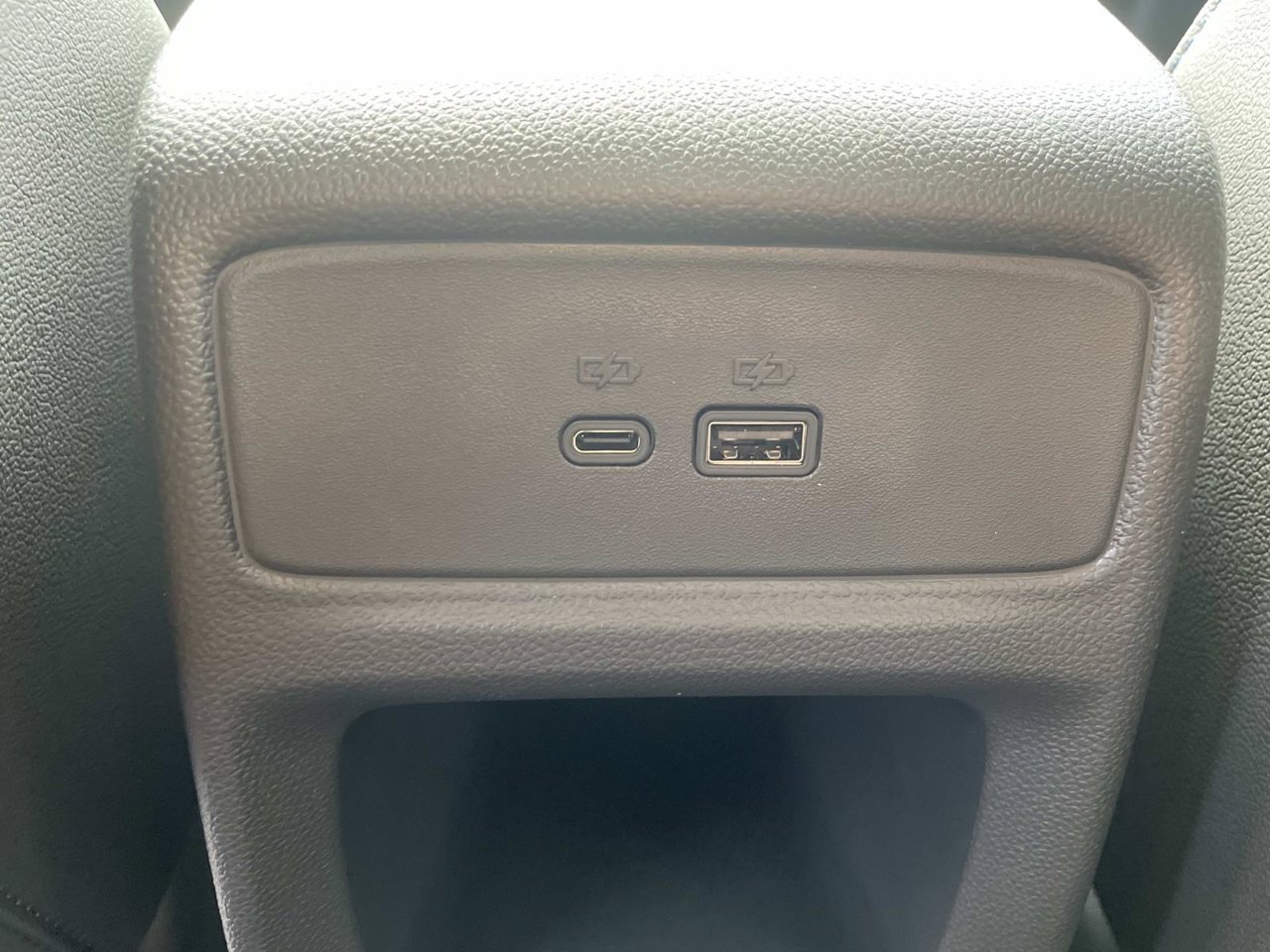 New 2026 Chevrolet Trax LT w/ LT Convenience Package FWD image 12