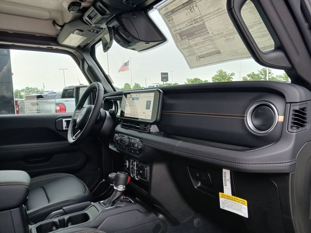 New 2026 Jeep Gladiator Sport AWD/4WD image 14