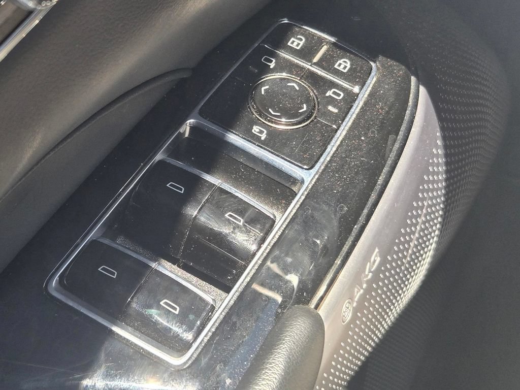 Used 2023 Cadillac Lyriq 2WD image 15