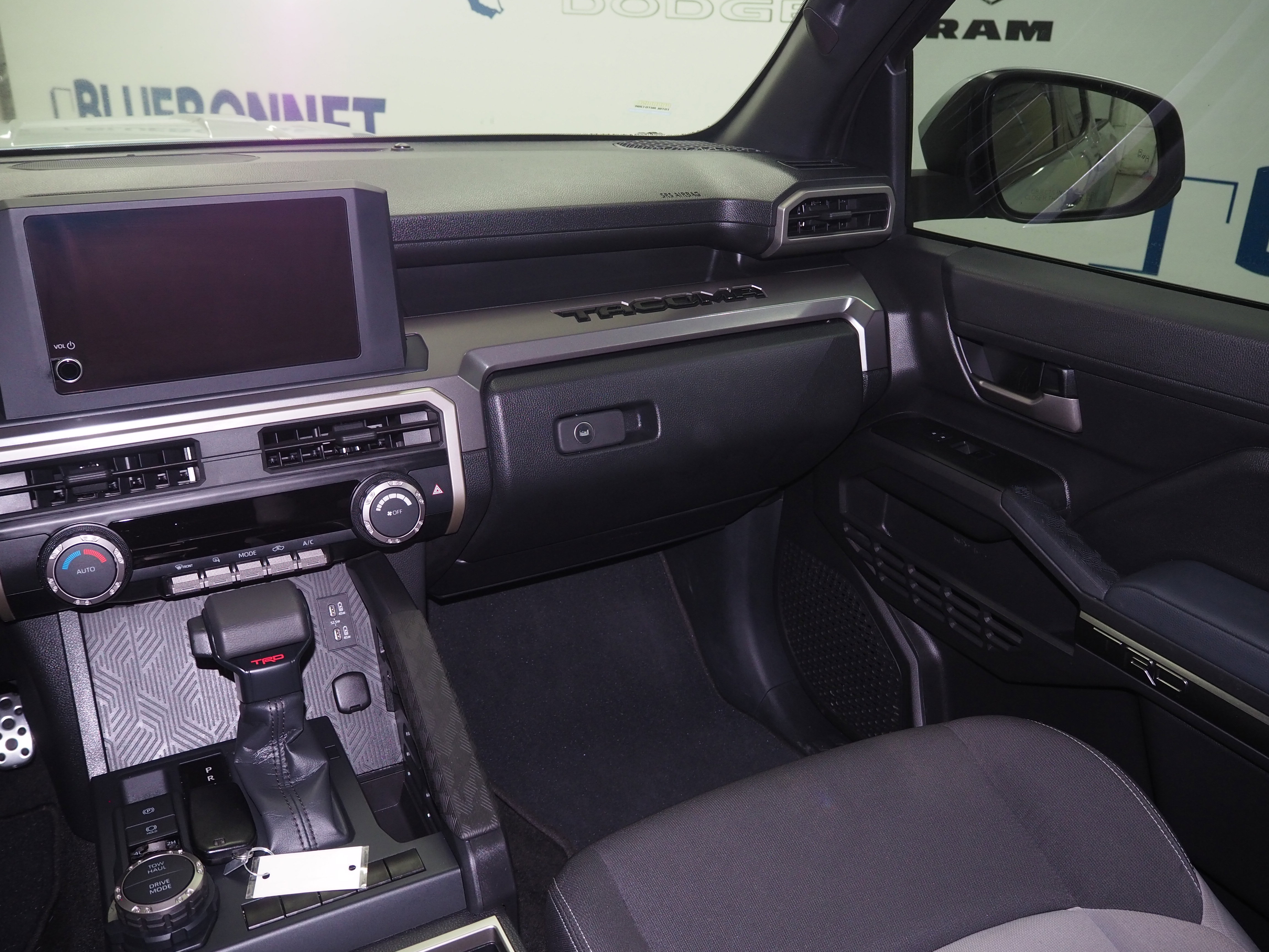 Used 2024 Toyota Tacoma 4x4 Double Cab Hybrid image 17