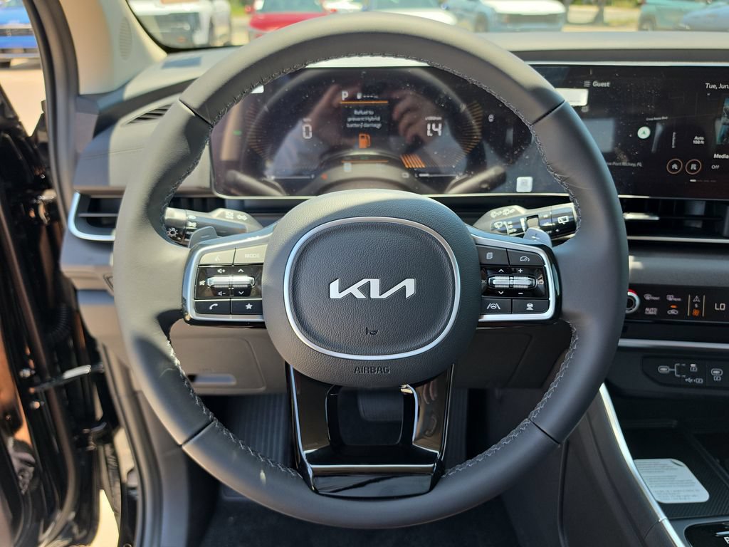 New 2026 Kia Carnival EX FWD image 30