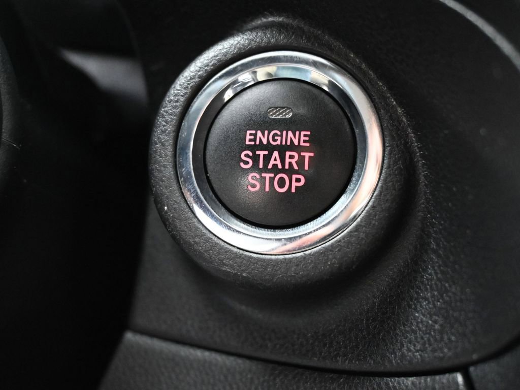 Used 2019 Subaru Ascent Premium image 17