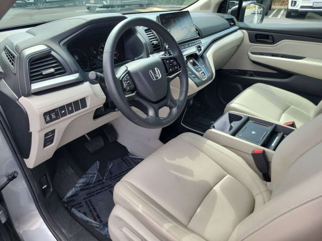 Certified 2025 Honda Odyssey EX-L image 19