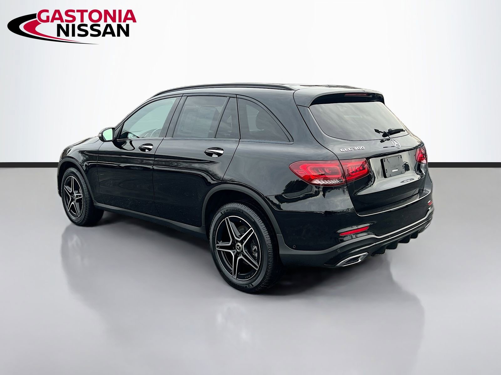 Used 2022 Mercedes-Benz GLC 300 image 6