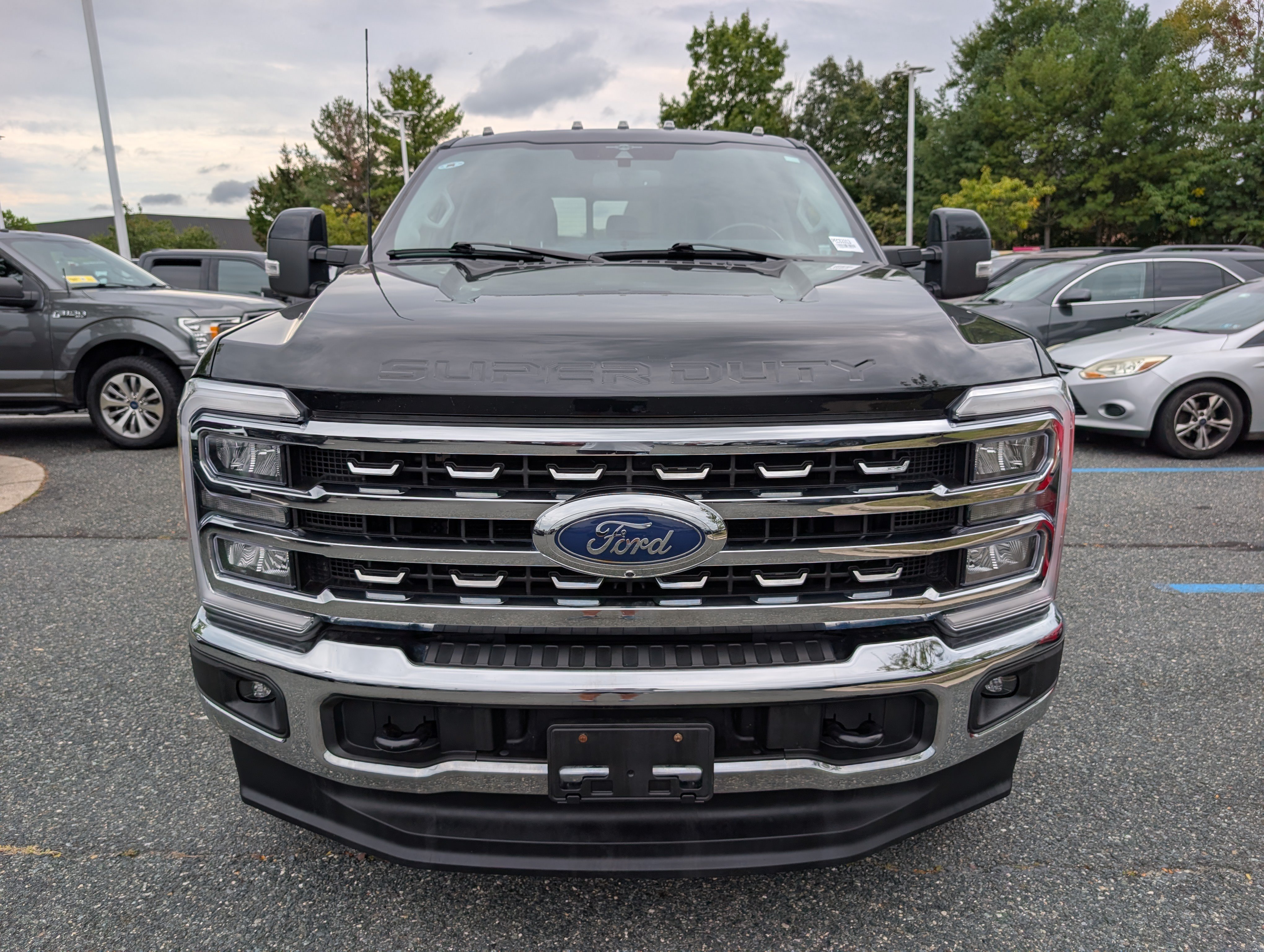 Certified 2023 Ford F350 Lariat AWD/4WD image 9
