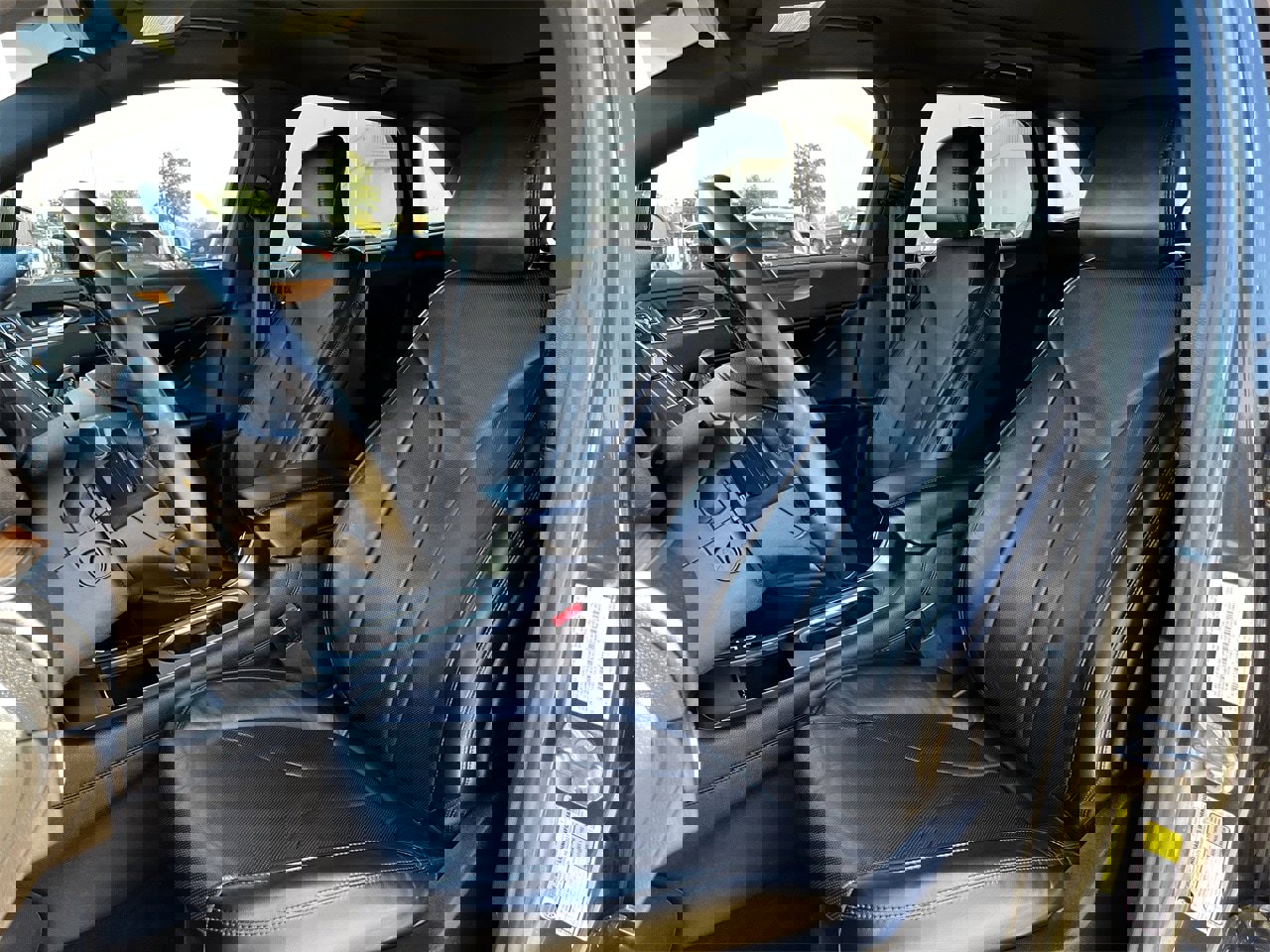 Used 2019 Lincoln MKC Reserve image 23