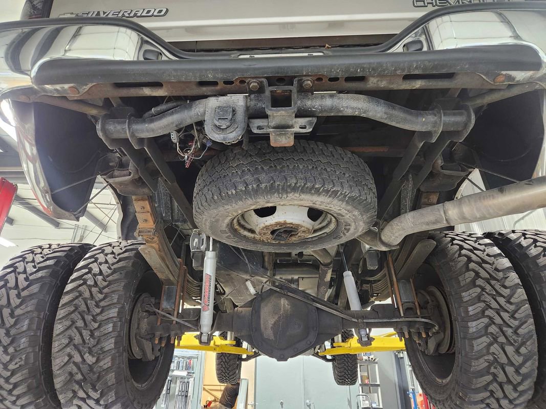 Used 2002 Chevrolet Silverado 3500 LT w/ Off-Road Skid Plate Pkg image 13