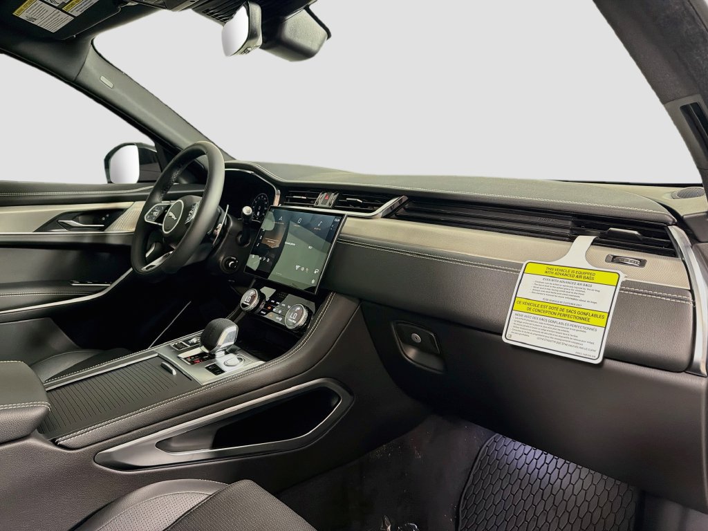 New 2026 Jaguar F-PACE R-Dynamic S AWD/4WD image 31