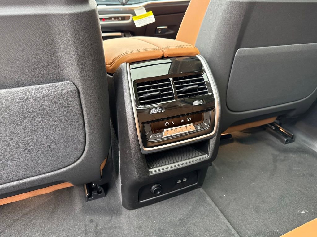 New 2026 BMW X7 xDrive40i image 20