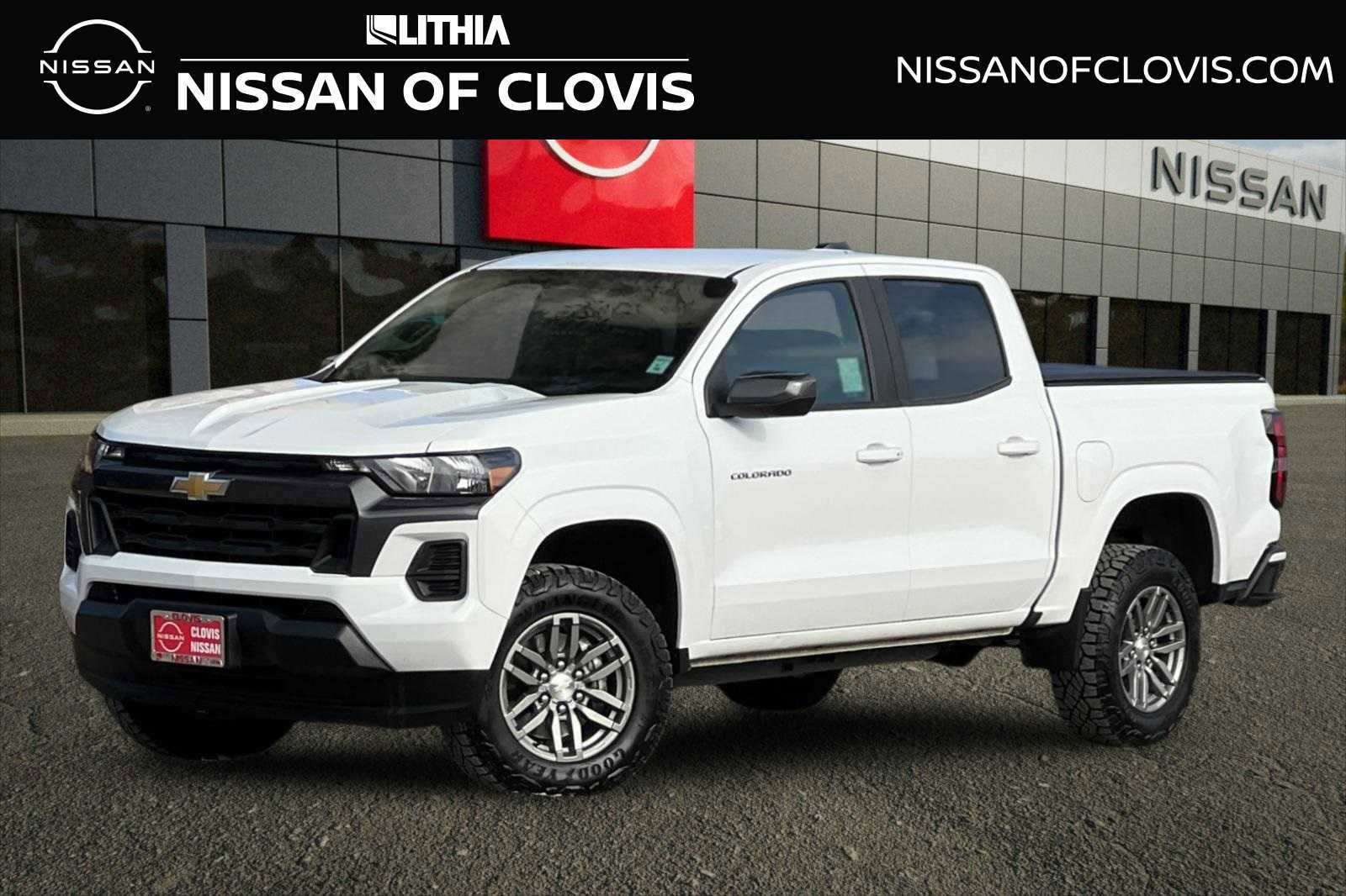 Used 2023 Chevrolet Colorado LT image 1