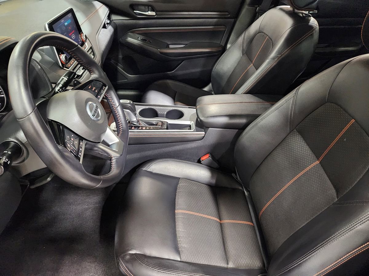 Used 2020 Nissan Altima 2.5 SR w/ Premium Package image 31