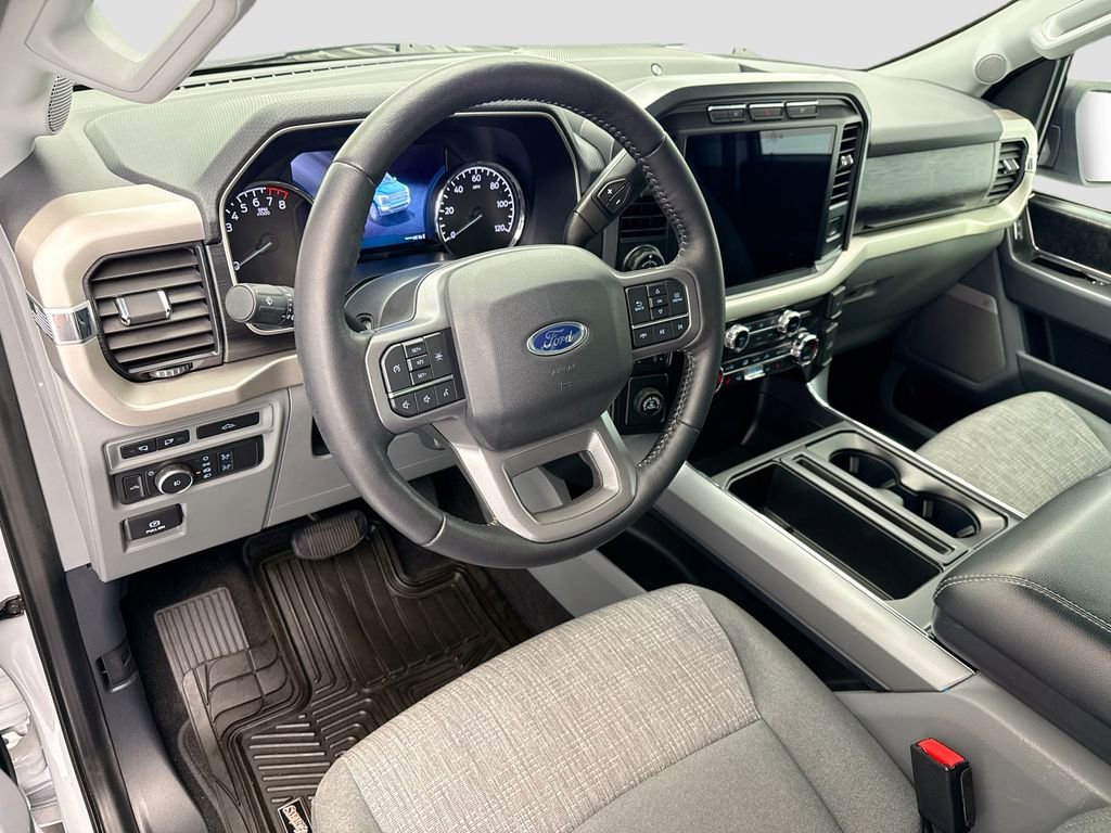 Used 2021 Ford F150 XLT w/ Equipment Group 302A High image 9