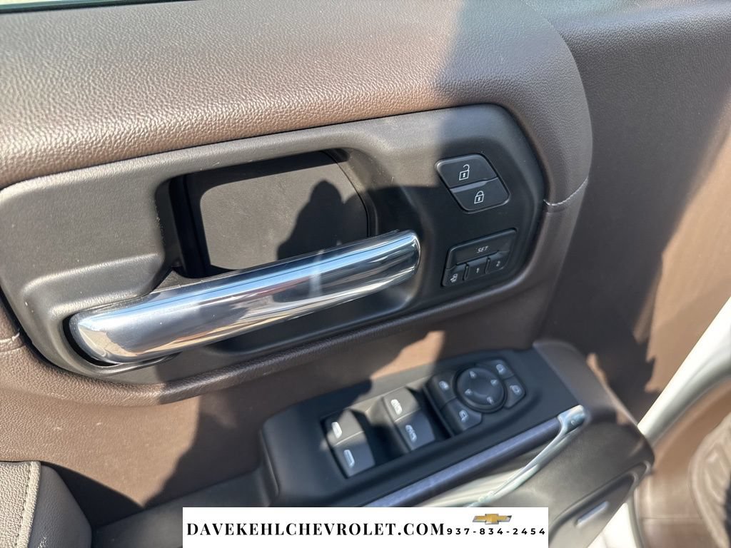 Certified 2022 Chevrolet Silverado 1500 LTZ w/ LTZ Premium Package AWD/4WD image 9