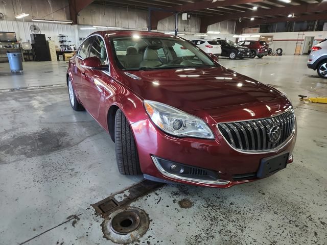 Used 2016 Buick Regal Premium w/ Driver Confidence Package #2 FWD image 1