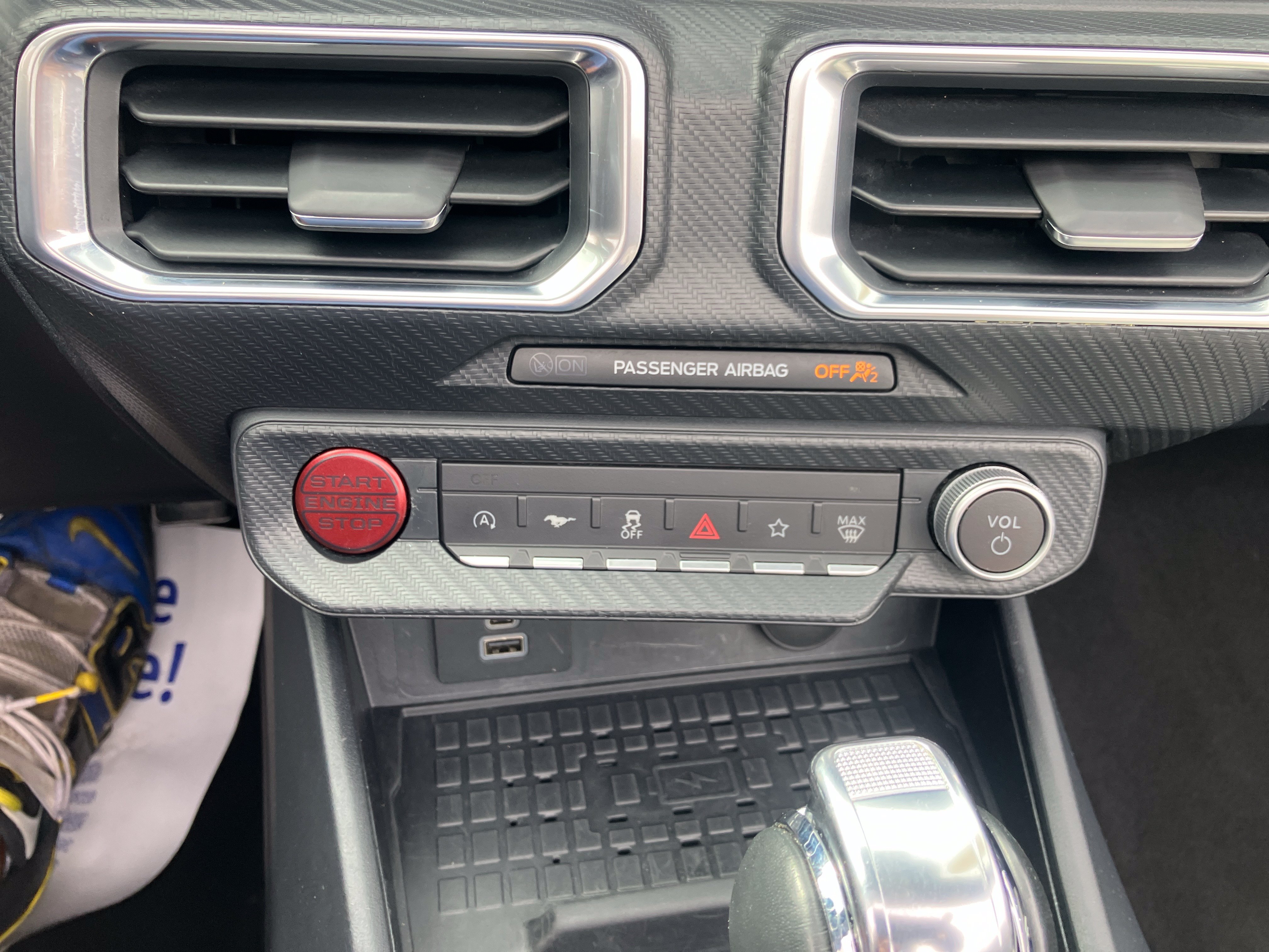 Certified 2024 Ford Mustang Premium RWD image 25