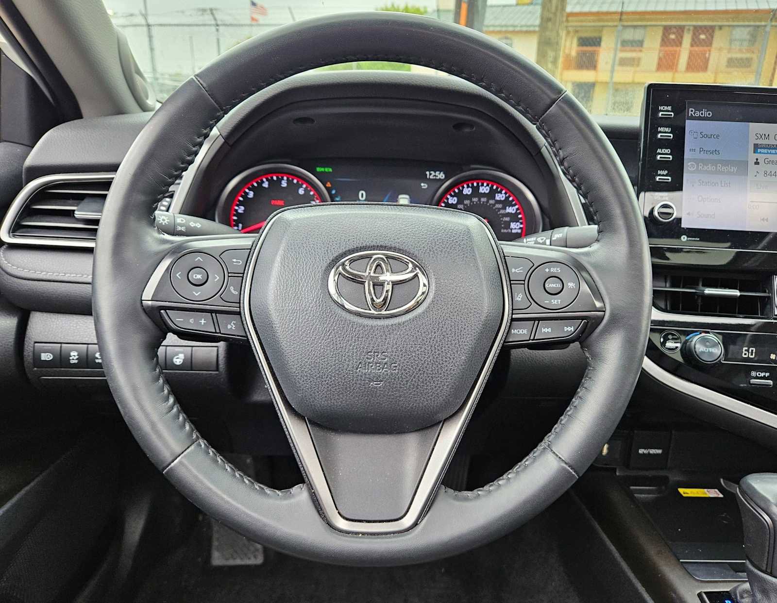 Used 2022 Toyota Camry XSE FWD image 22