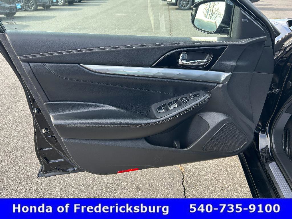 Used 2020 Nissan Maxima 3.5 SV w/ Floor Mat Group image 10