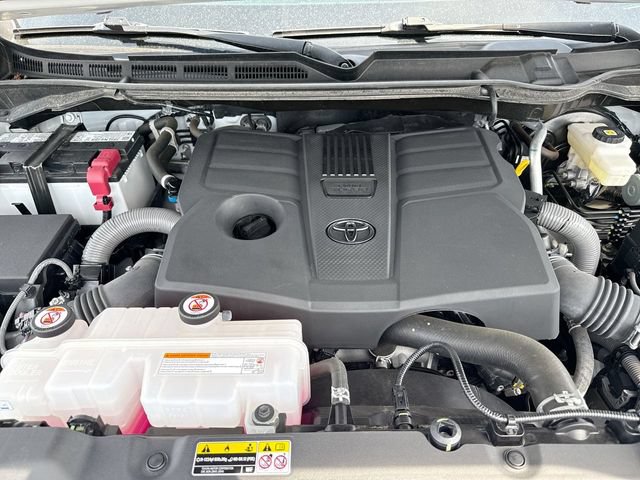 Used 2024 Toyota Tundra SR5 AWD/4WD image 26