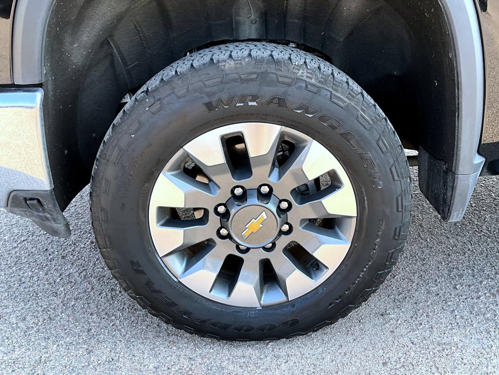Used 2025 Chevrolet Silverado 3500 LT w/ All Star Edition AWD/4WD image 22