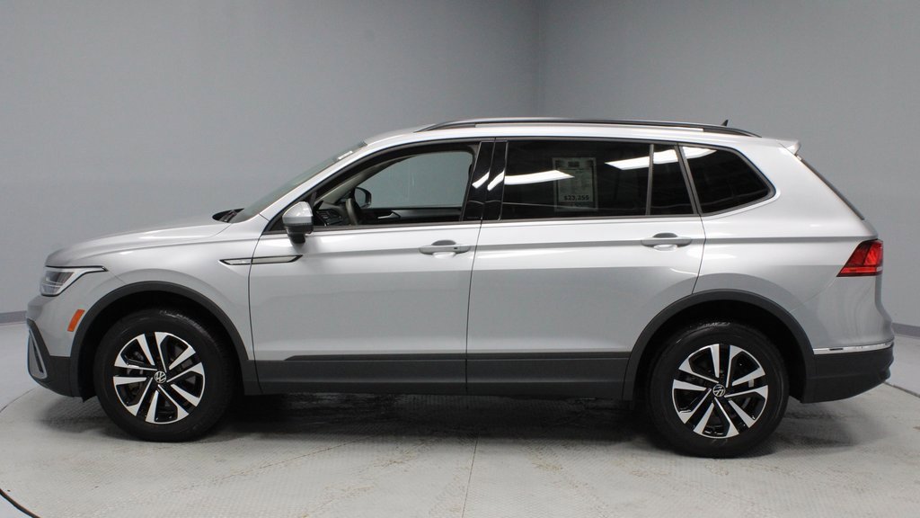 Used 2022 Volkswagen Tiguan S image 9
