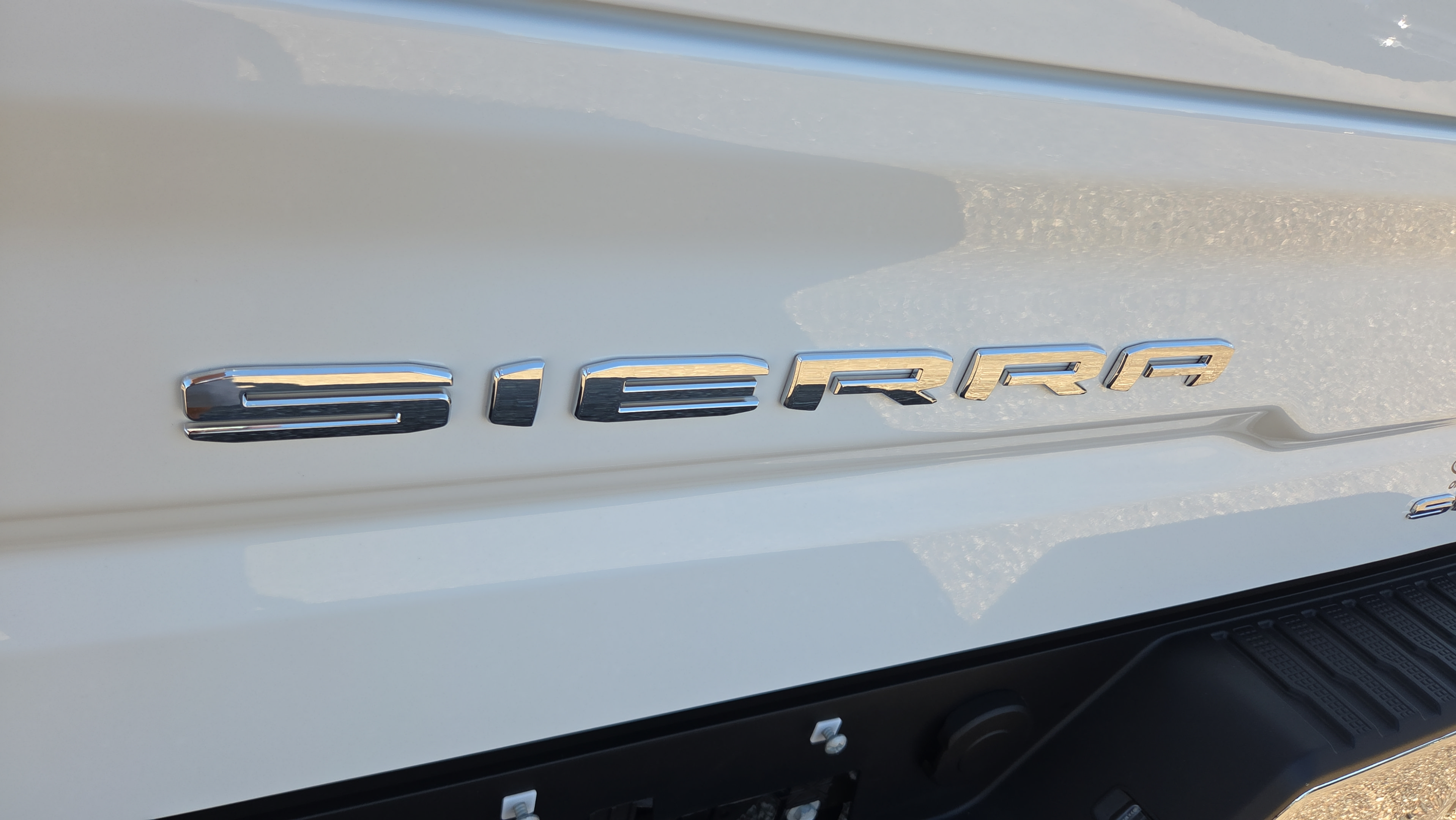 New 2026 GMC Sierra 1500 SLT w/ X31 Off-Road Package AWD/4WD image 32