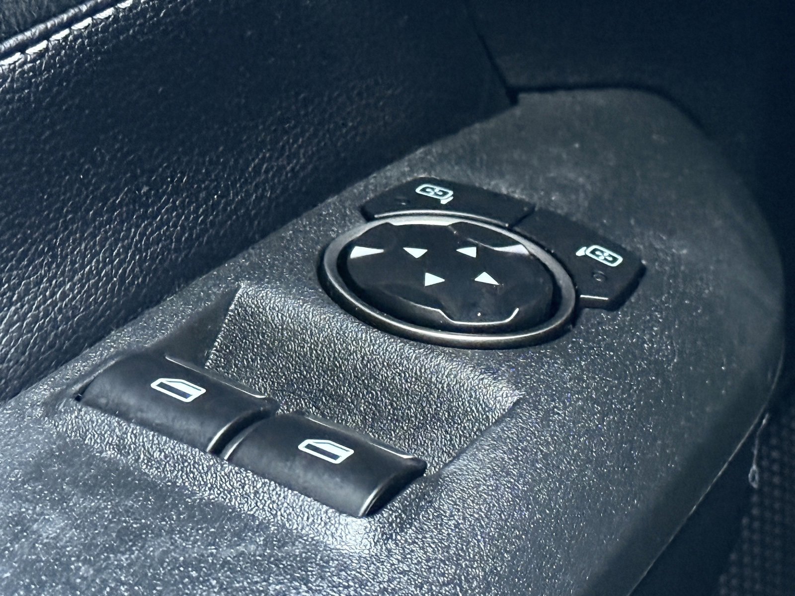 Used 2016 Ford Mustang Shelby GT350 w/ Track Package image 32