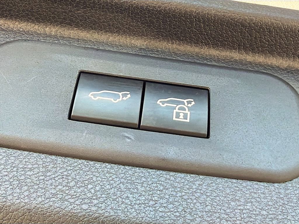 Used 2025 Toyota Grand Highlander FWD image 13