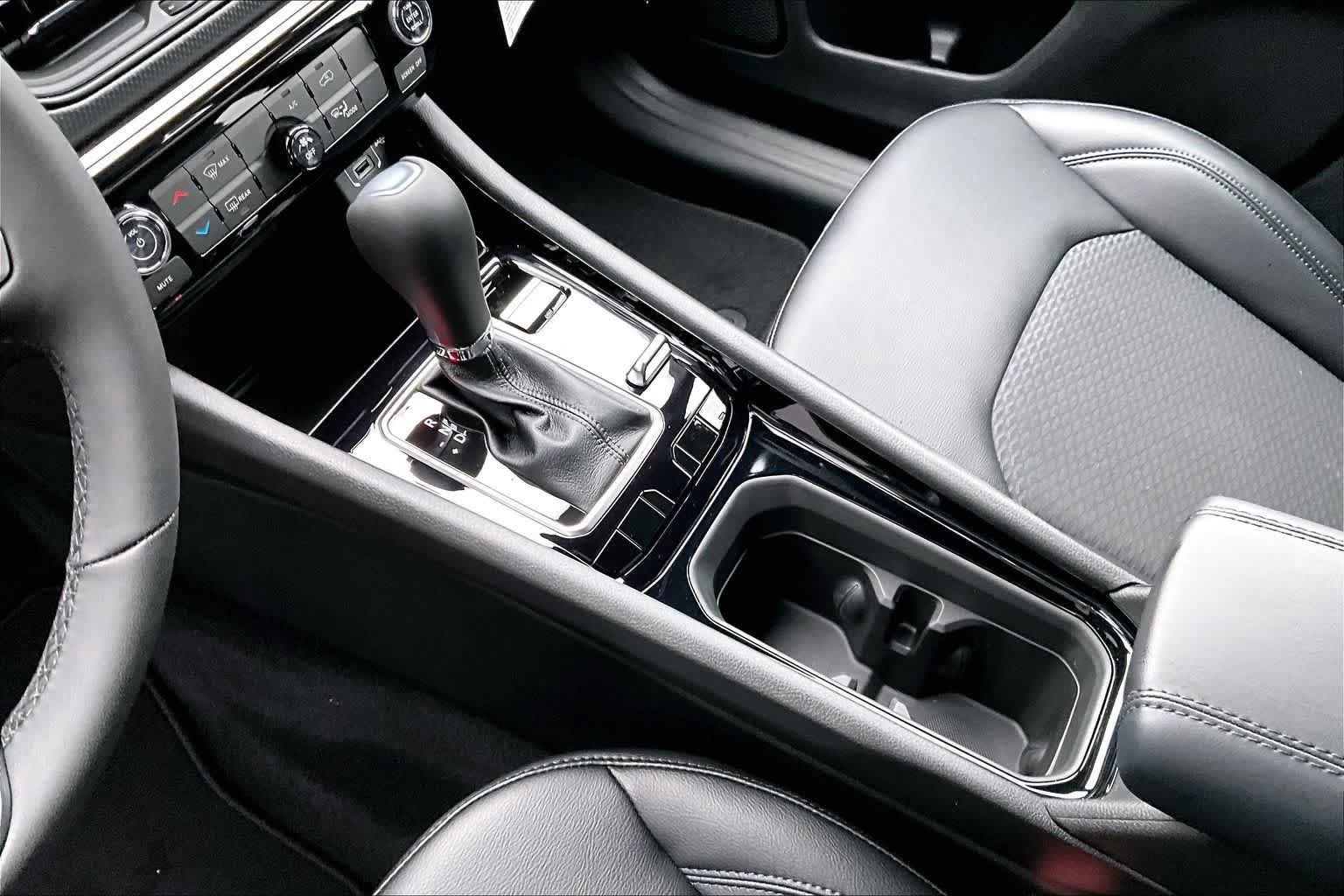 New 2026 Jeep Compass Latitude AWD/4WD image 17