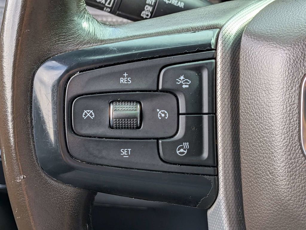 Used 2021 GMC Yukon XL Denali w/ Denali Premium Package image 28